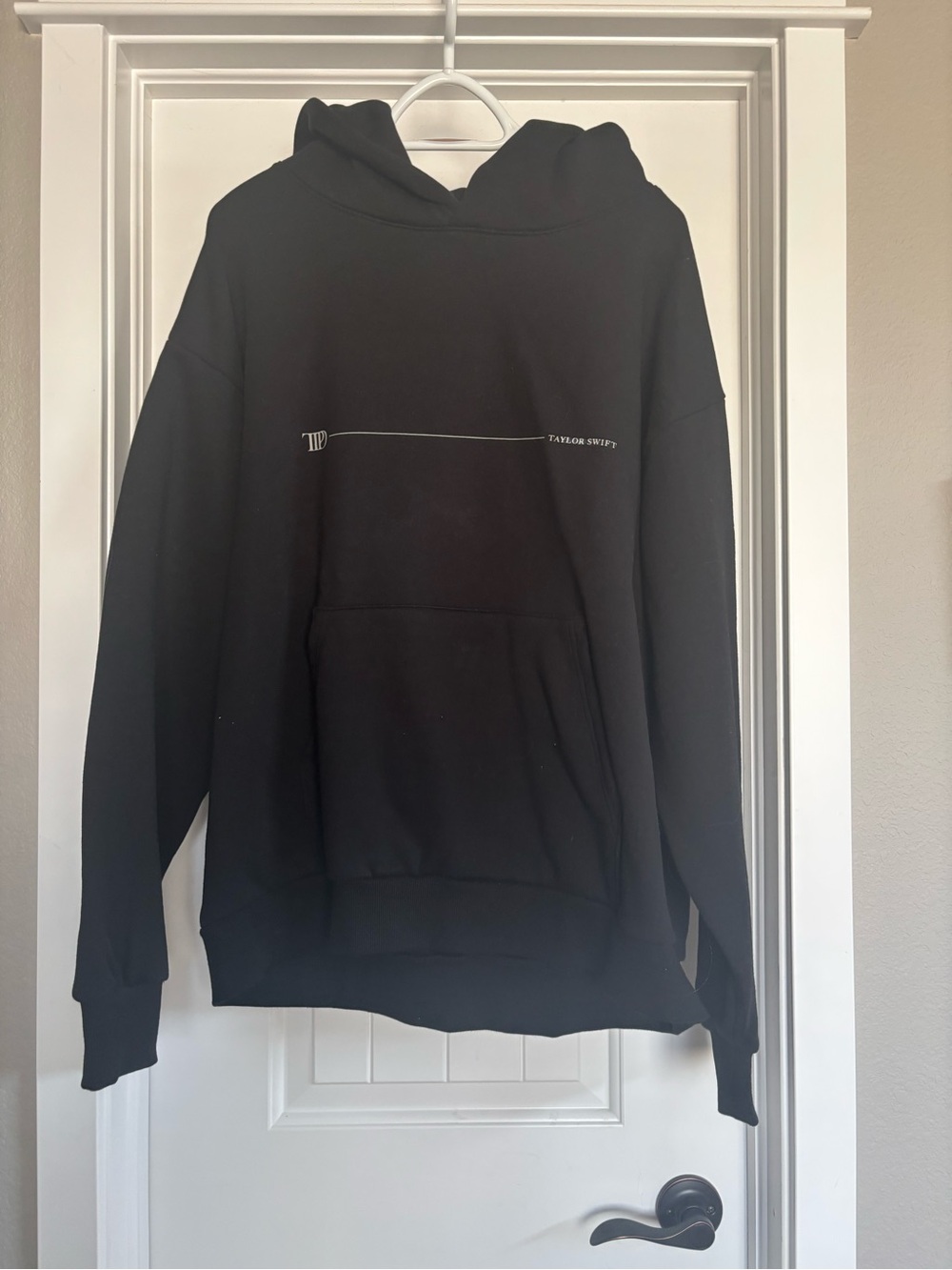 EUC — Taylor Swift ‘TTPD’ Hoodie — black — size XL